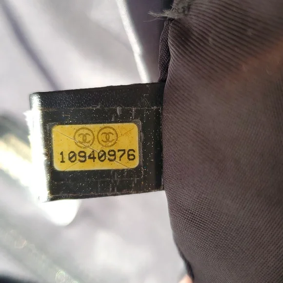 Chanel Travel Line Tote Bag in black nylon jacquard - Picture 2 of 16